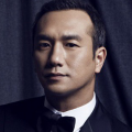 克里斯·库尔弗信心十足 2010-08-30 当地时间2010年8月29日，被称为“电视界奥斯卡”的第62届艾美奖颁奖典礼在美国纽约时代广场诺基亚剧院盛大举行，本届艾美奖入围者实力雄厚竞争激烈，红地毯上也是群星闪耀，星光熠熠。